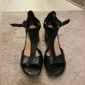 Lucky Brand size 8 short black heels
